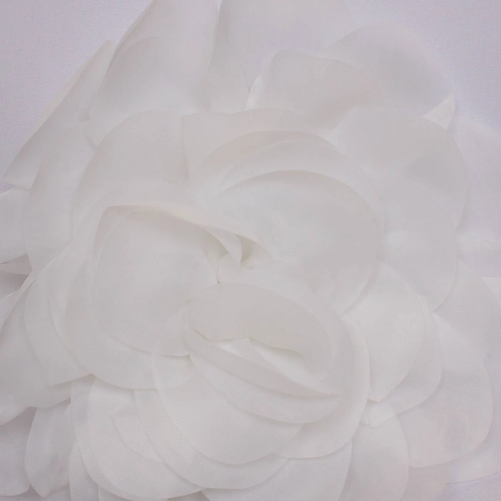 Bloem wit voor kleding